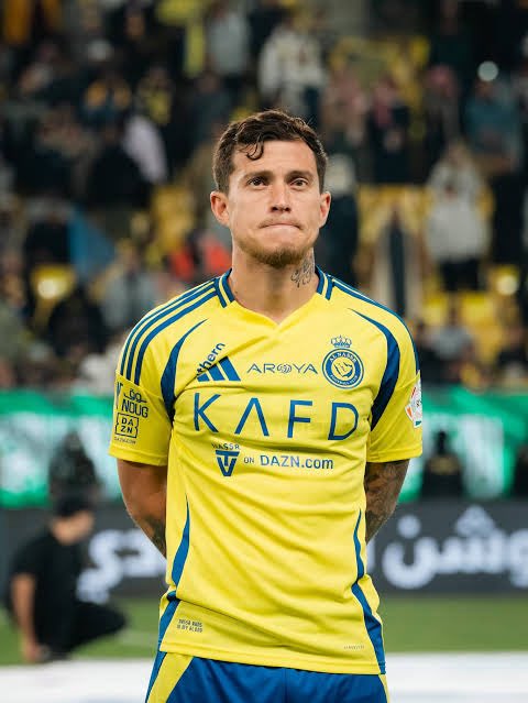 buzzefut's tweet image. Lo Celso de saída do Betis por preço extremamente acessível depois de sequencia de lesões.

Otávio cortado da pré-temporada do Al-Nassr pois deve ser transferido por preço abaixo também.

Sem contar o Robertone de saída do Almería.

Dá pra fazer algo bacana com pouco dinheiro…