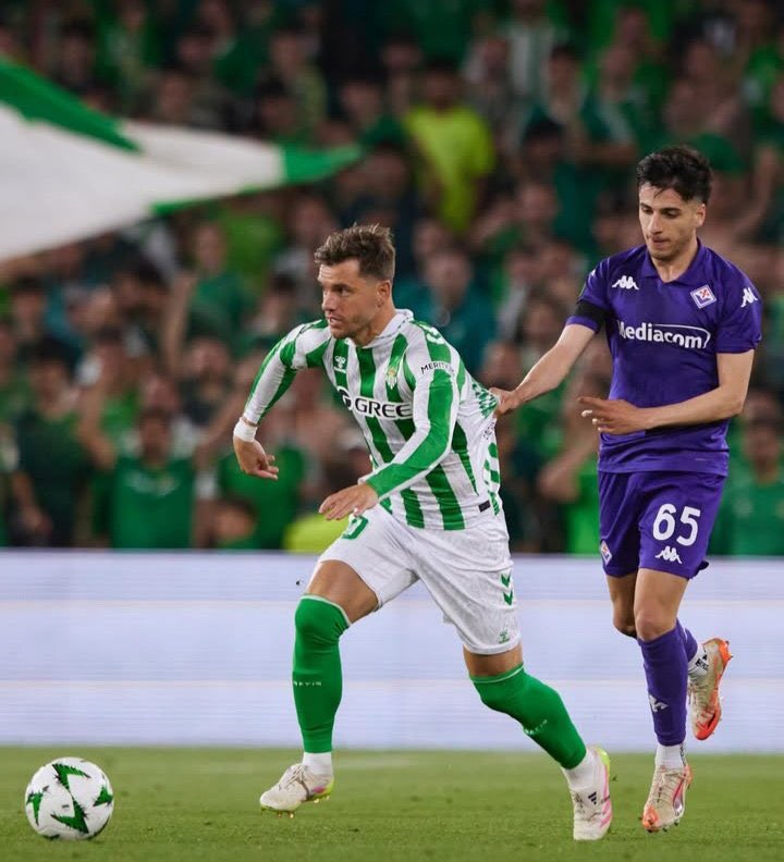 buzzefut's tweet image. Lo Celso de saída do Betis por preço extremamente acessível depois de sequencia de lesões.

Otávio cortado da pré-temporada do Al-Nassr pois deve ser transferido por preço abaixo também.

Sem contar o Robertone de saída do Almería.

Dá pra fazer algo bacana com pouco dinheiro…