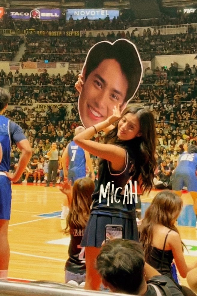 The cutest photo I've seen todey

DONNY TAKES OVER

#CourtSideWithDonBelle
#BELLEyondTheGame