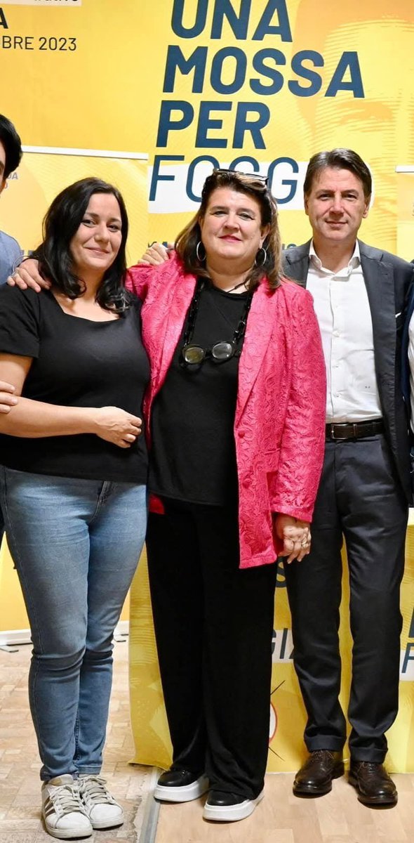 roxsasso's tweet image. DA "ONESTÀ ONESTÀ" A "OMERTÀ OMERTÀ" È UN ATTIMO.
DOPO PRATO E MILANO, PROBLEMI PER PD E M5S ANCHE A FOGGIA.
Ancora una volta il campo largo è alle prese con la questione morale, questa volta però ad essere coinvolti non sono politici del pd come accaduto a Prato e a Milano, ma…