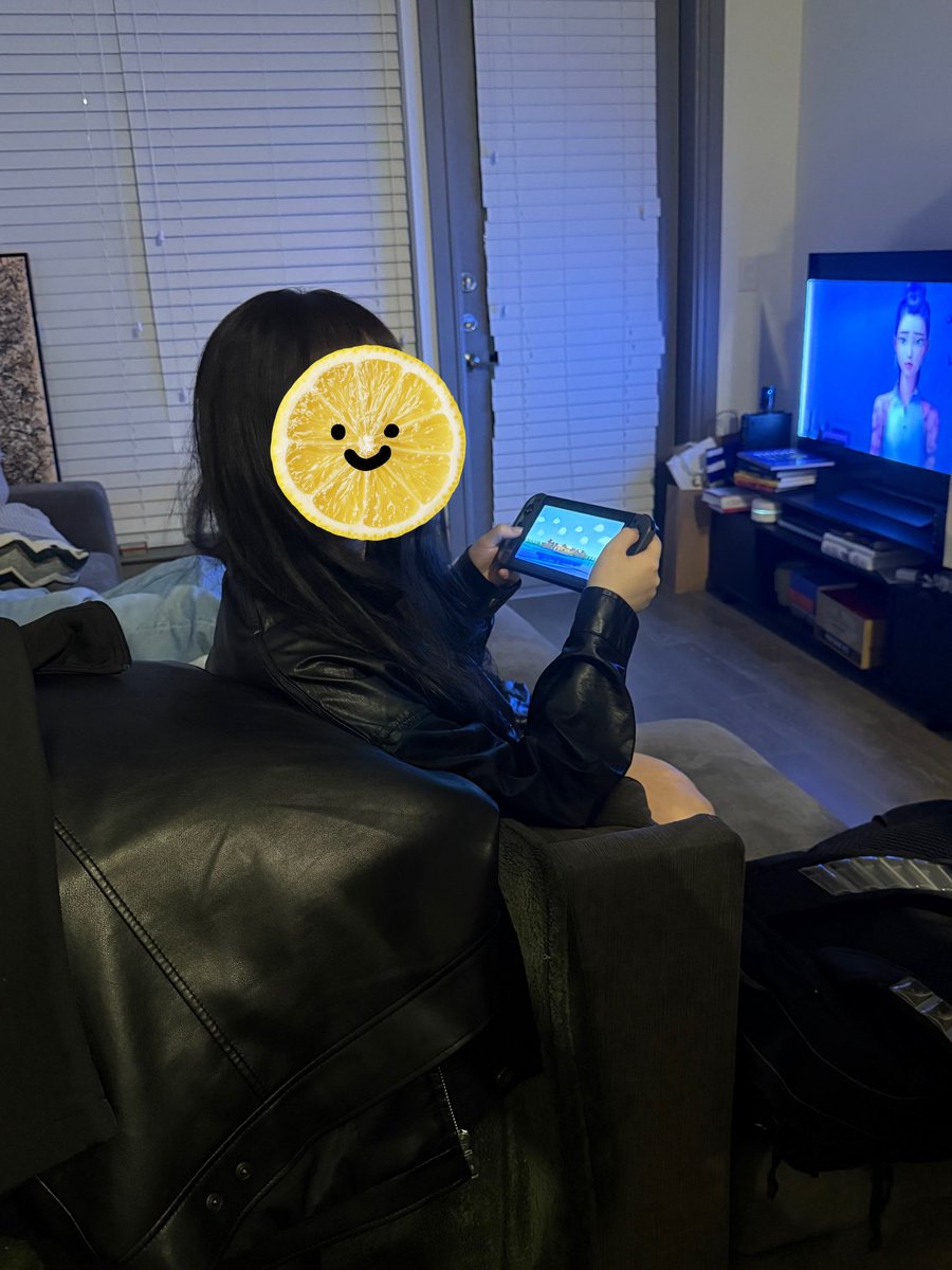 daniwizer's tweet image. this was me at a party btw