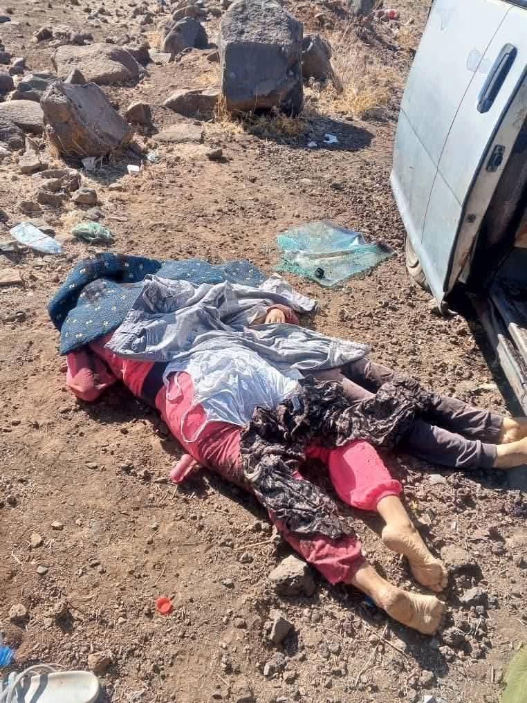 عصابات #الهجري تعدم ميدانيا طفلتين من #البدو في #السويداء

Sweida militias are executing two little girls from the Syrian Bedouin tribes.

The moment an agreement is initiated , these militias sparkle it again by committing a crime to provke people and then claim weakness.