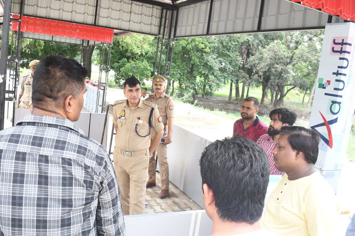 #एसपी_रामपुर एवं #अपर_पुलिस_अधीक्षक_रामपुर के द्वारा आरक्षी नागरिक पुलिस सीधी भर्ती परीक्षा-2023 में चयनित रिक्रूट आरक्षीगण के  आरटीसी प्रशिक्षण प्राप्त करने हेतु रिजर्व पुलिस लाइन, रामपुर को आवंटित रिक्रूट आरक्षीगण के सकुशल आगमन तथा आगामी रिक्रूट आरक्षी की यथास्थित, प्रशिक्षण की