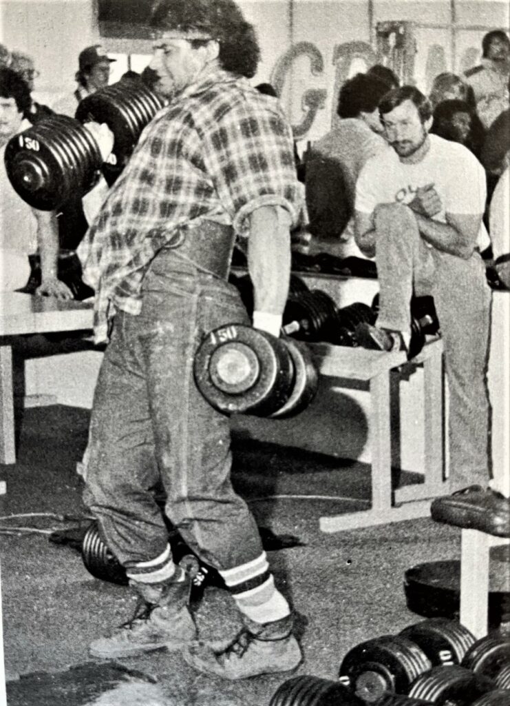 christopher_erc's tweet image. You sissies with your 3" inseam shorts posting ghey pics of yourself on X. 

This and variations of this attire is how it was done when going to the gym. training was brutal and often painful. You didn't set up tripods or drop your shorts around your ankles and take selfies.…