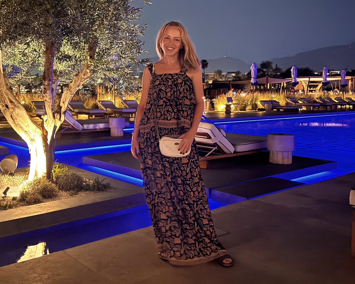 kylieminogue's tweet image. Hello sea = Hello happy 🌊🤗