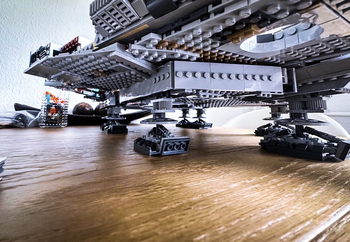 OlitzschG's tweet image. Come in .. (under the falcon).
Millennium Falcon 75192