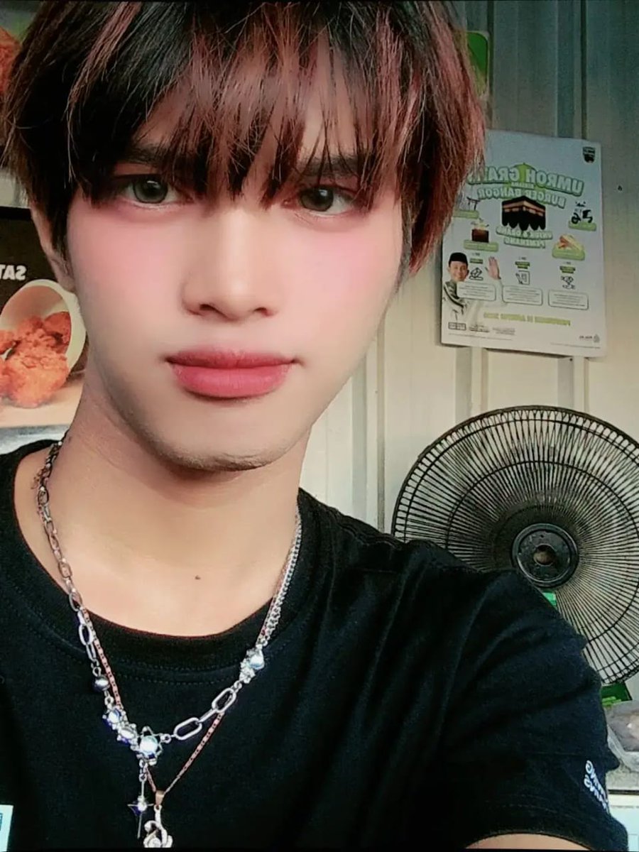 aku lagi kerja sayang(misalny)