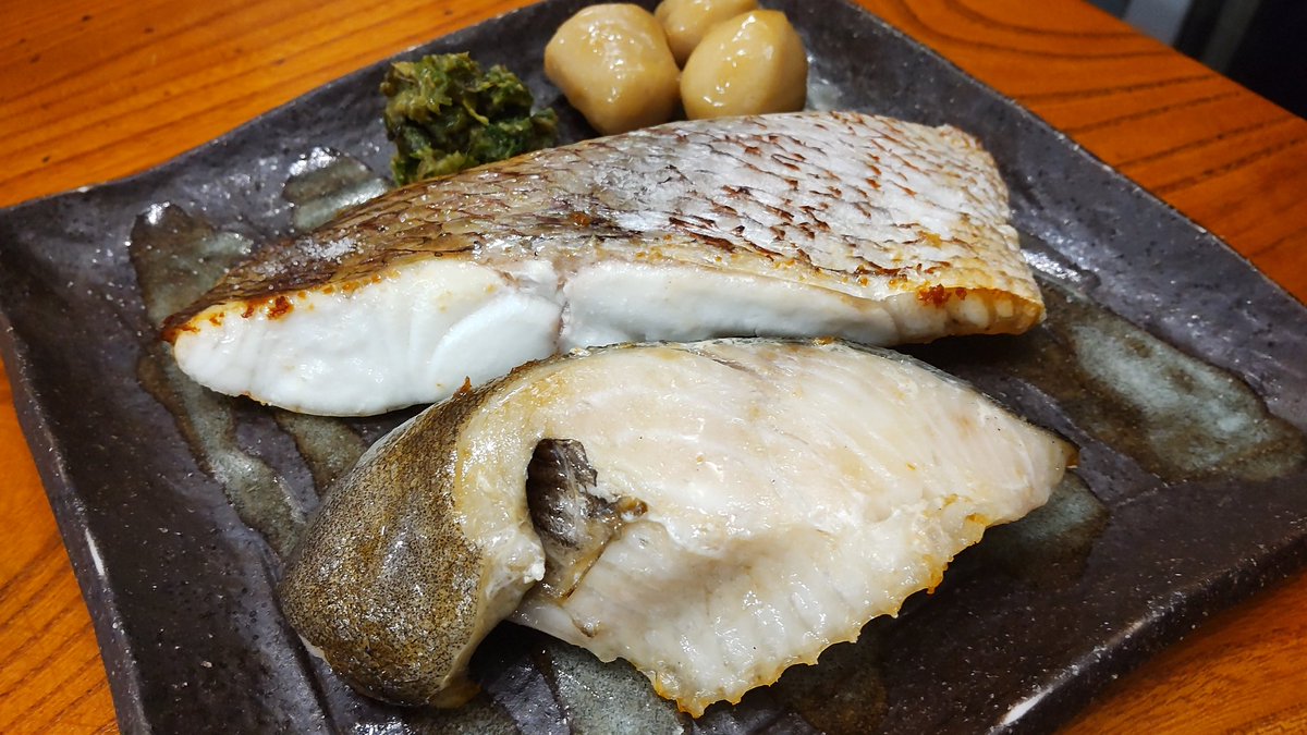 本日も、ありがとうございました。

明日の祭日は
12時00分開店いたします。