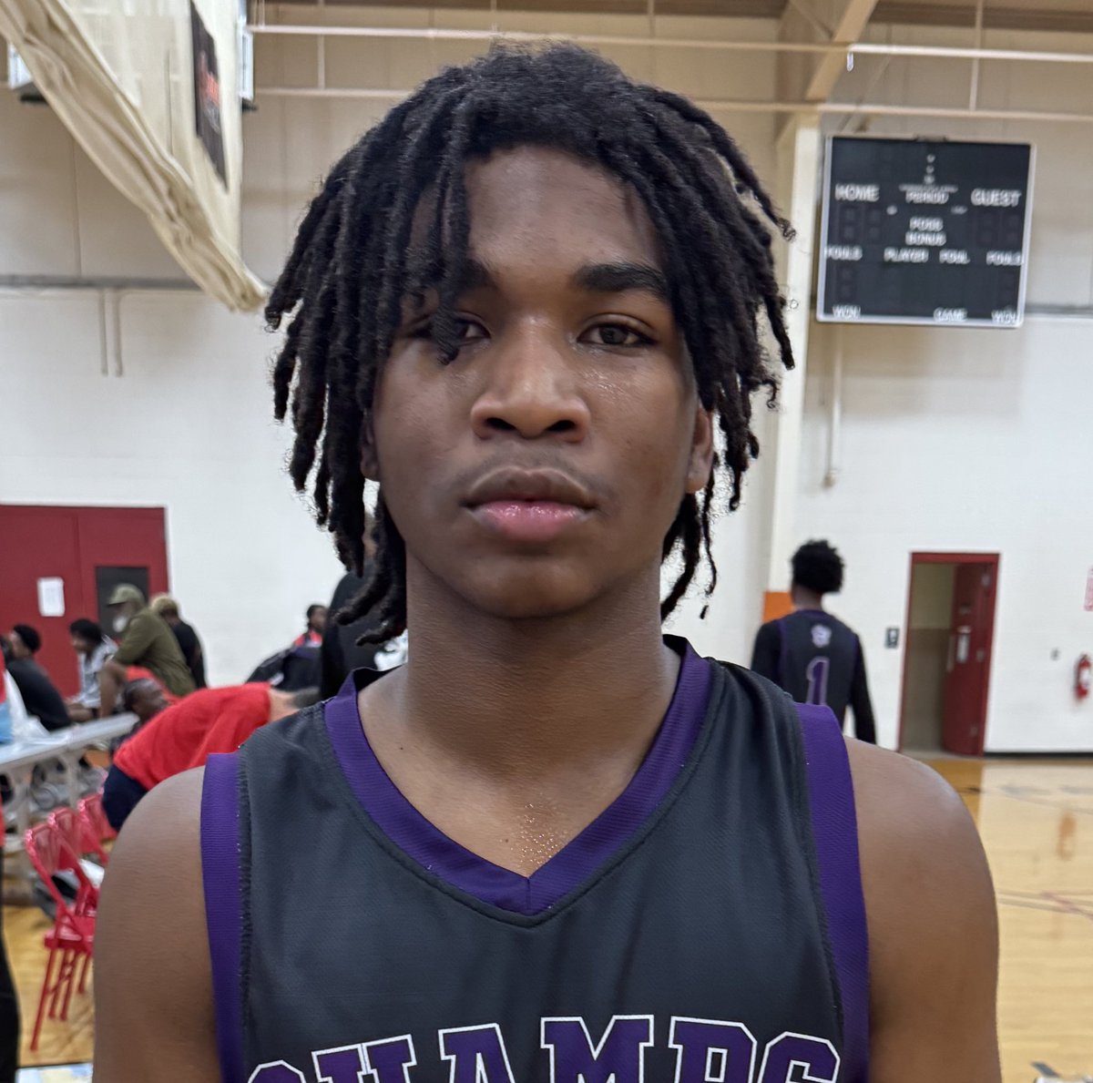 hoopseen's tweet image. Tremaine Seales came up big in a 54-52 comeback win, finishing with 21 points for Champions Chance. He made timely plays down the stretch and was a key reason they pulled it out.
#SummerFinale