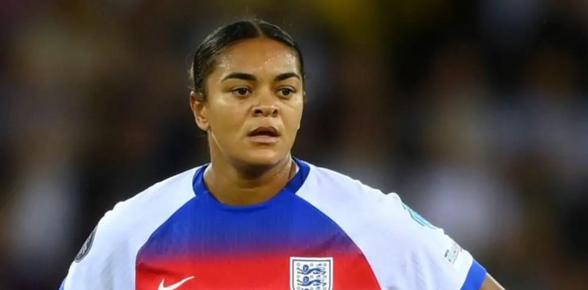 England call in police over online racist abuse of Jess Carter
bbc.co.uk/sport/football…