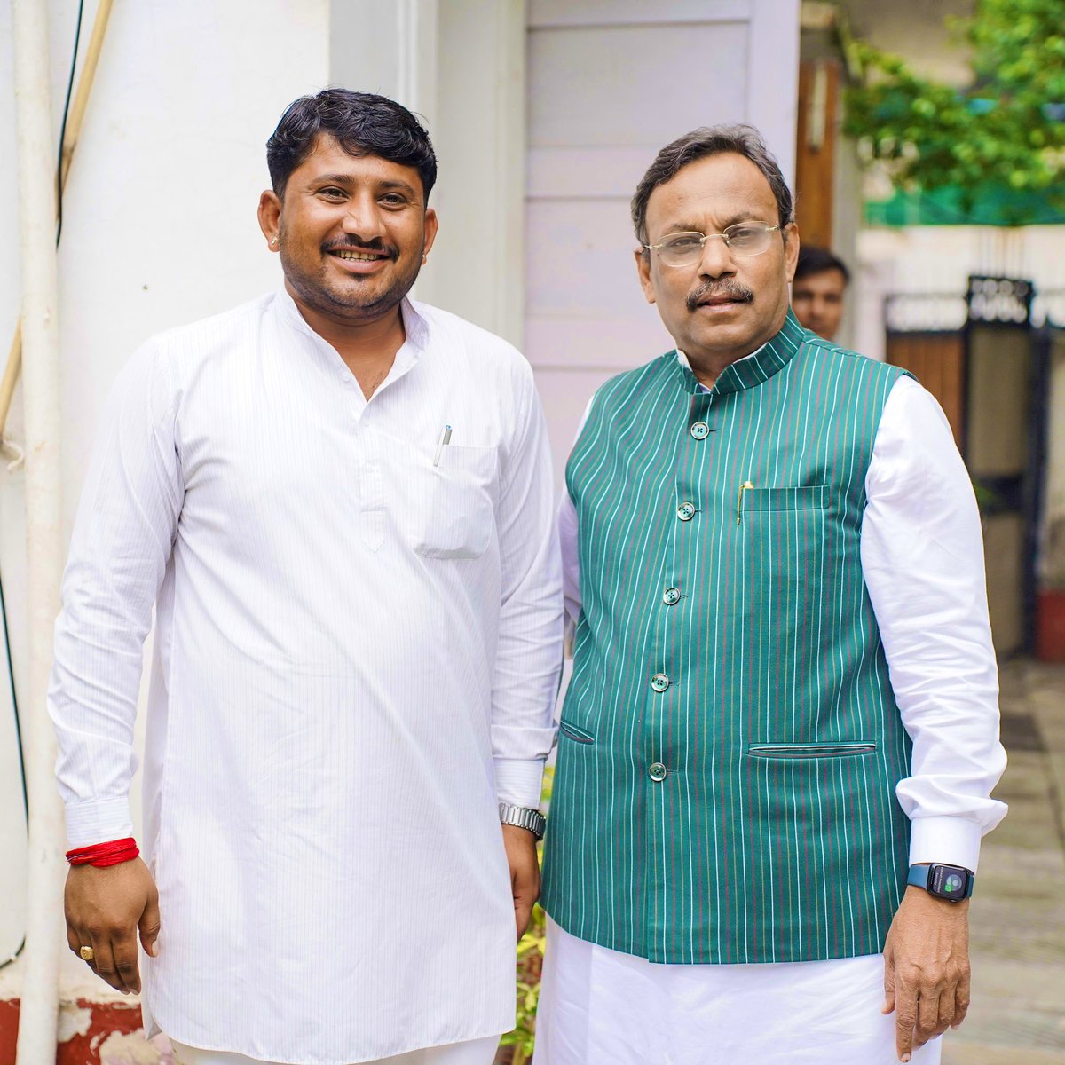 nssnoratsingh's tweet image. भारतीय जनता पार्टी के राष्ट्रीय महासचिव, अद्वितीय कौशल युक्त अद्भुत संगठनकर्ता और विलक्षण प्रतिभाओं के धनी श्री @TawdeVinod जी को जन्मदिवस की हार्दिक बधाई एवं शुभकामनाएँ जन्मदिवस के शुभ अवसर पर प्रभु से आपके स्वस्थ, दीर्घायु एवं यशस्वी जीवन की प्रार्थना करता हूँ।

Vinod Tawde