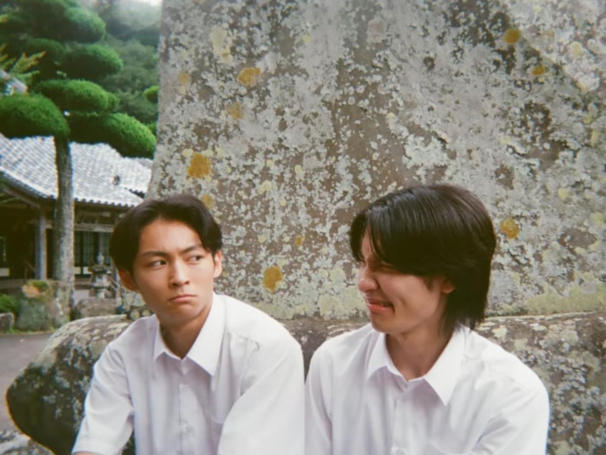 TarizSolis's tweet photo. Siapa tahu nyari tontonan adem adem, bisa cobain Summer di YouTube. 

Slice of life 7 menit tanpa dialog dengan iringan musik indah dari Joe Hisaishi, ini tentang empat murid SMA yg bikin film buat mengabadikan memori indah mereka sebelum berpisah.

👉 https://t.co/nt3hhftbIL