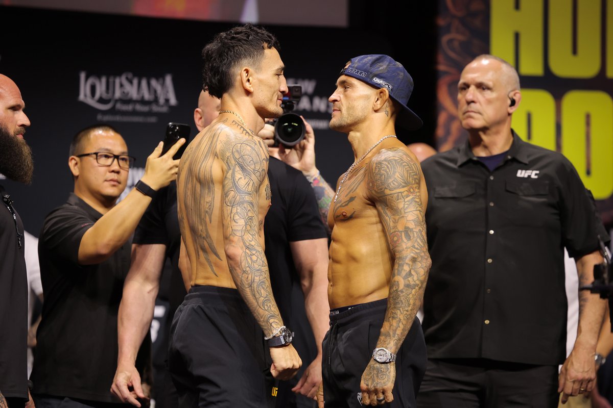 A_S12's tweet image. .@UFC says it drew a gate of $8.088 million last night from a sold-out crowd of 18,138 people @SmoothieKingCtr in New Orleans as local legend Dustin Poirier fought for the final time.