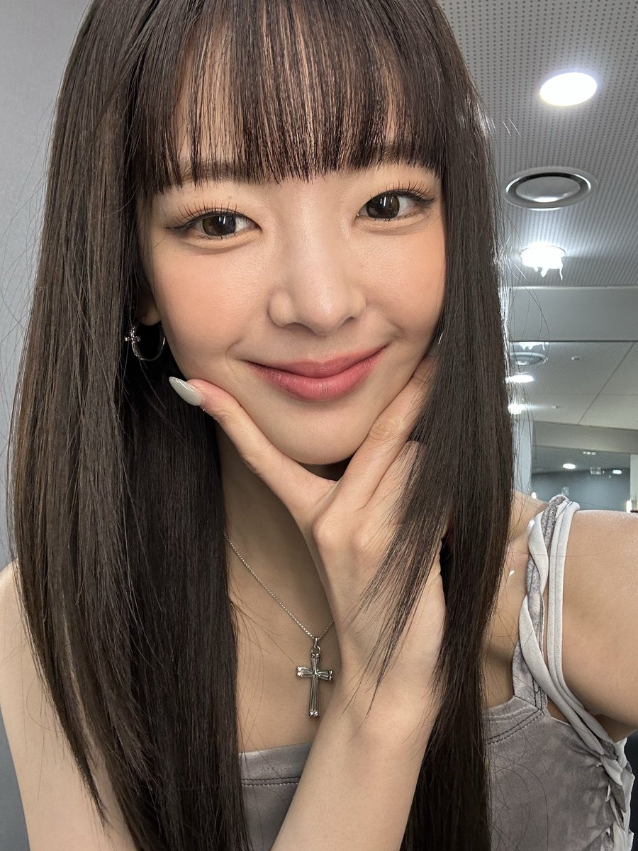 지수야 생일 너무너무 축하해🩵 세상에서 제일 행복한 하루 보내☺️

#리아와_함께라면_행복지수_상승
#StrawberryPrincessLIADay