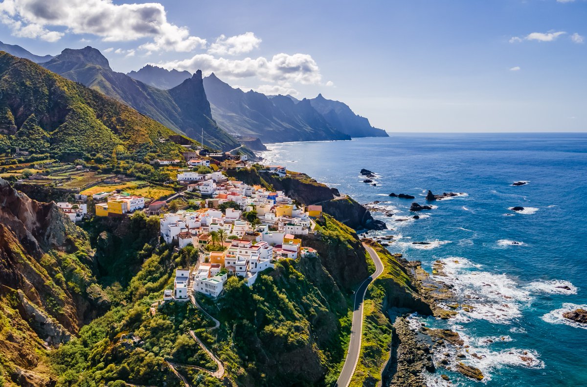 Ultra-Luxury #Silversea sailing with a 5* post-cruise retreat ✨

Silver Dawn | 8 December 2025 | 8 nights
Vista Suite £3,599pp
➡️ sixstarcruises.co.uk/cruise/SILVERD…

Inclusions:
✔️ Direct flights
✔️ One shore excursion per port per day 
✔️ Three-night 5* stay in Tenerife

0808 278 4192 ☎️