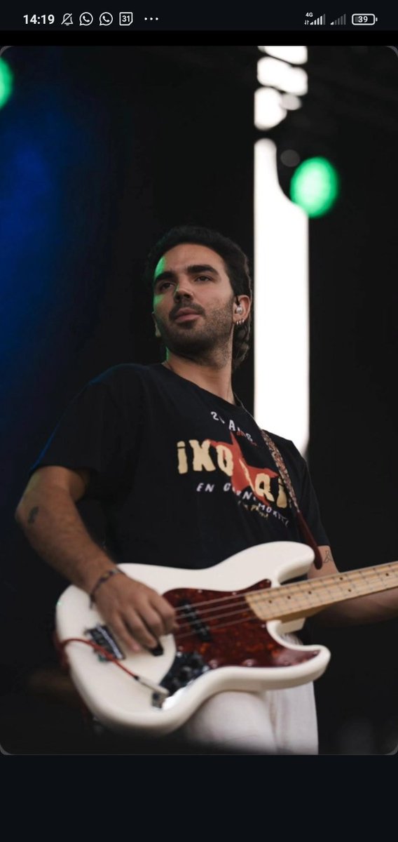 paredconpared's tweet photo. Ayer gozamos en el escenario del Soria Rock. Gracias por contar nosotros, darnos esta oportunidad y tratarnos tan bien. Y a todxs los que bailasteis y coreasteis nuestras canciones. Seguimos creciendo con vosotrxs!!❤️
@Allsoundspromo #Concierto #festival https://t.co/SjxiItHj44