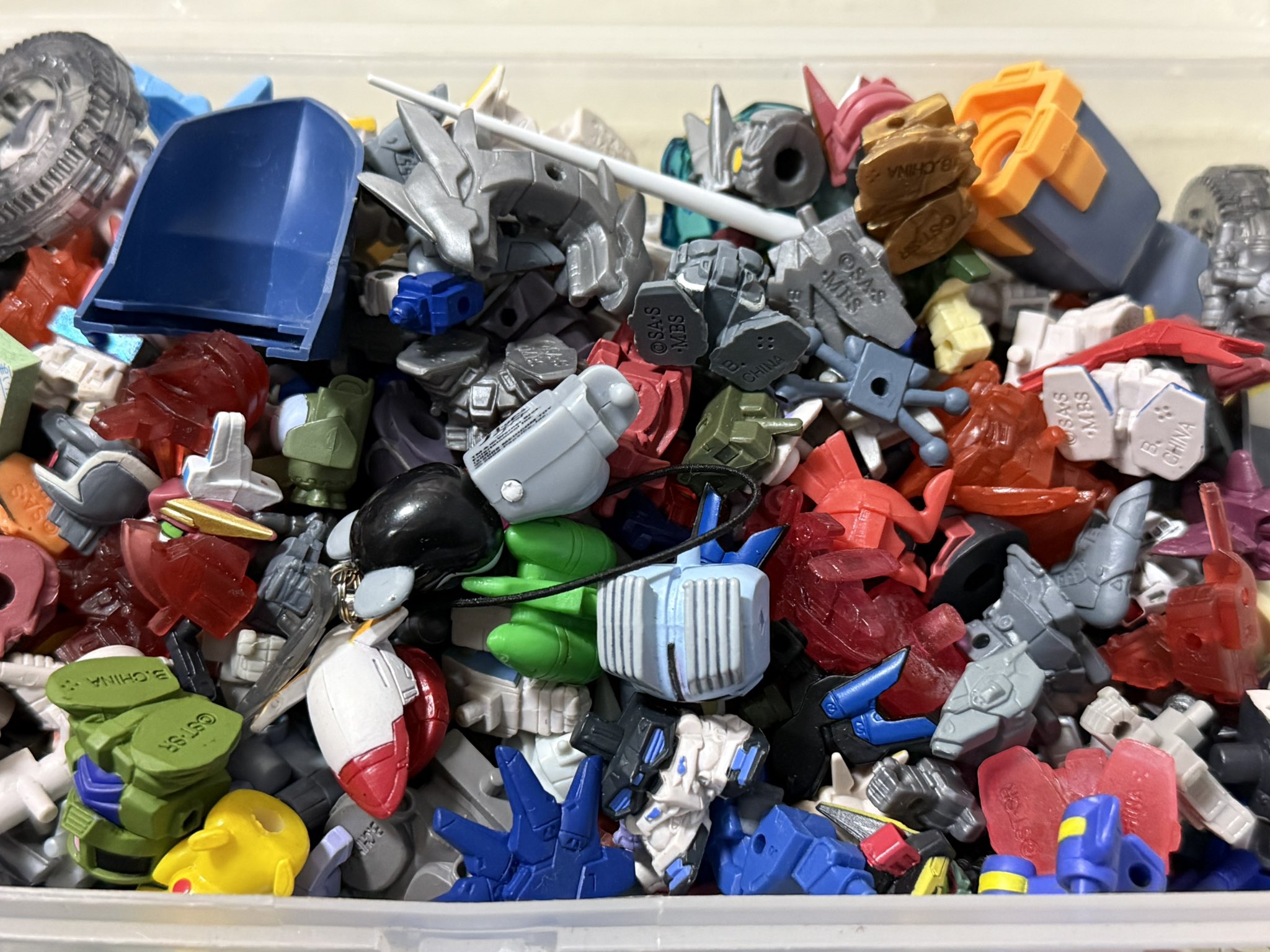 ♯Eaf16ITSDガンダムフルカラーカスタム15全9種 バンダイ 商品・サービスサイト | SDガンダムフルカラーカスタム