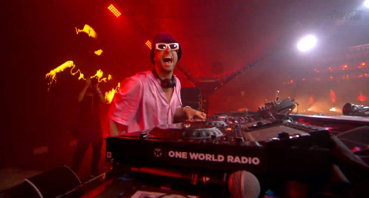 CainNicholas's tweet image. FISHER Killing it in Belgium on the Main Stage of Tomorrowland!