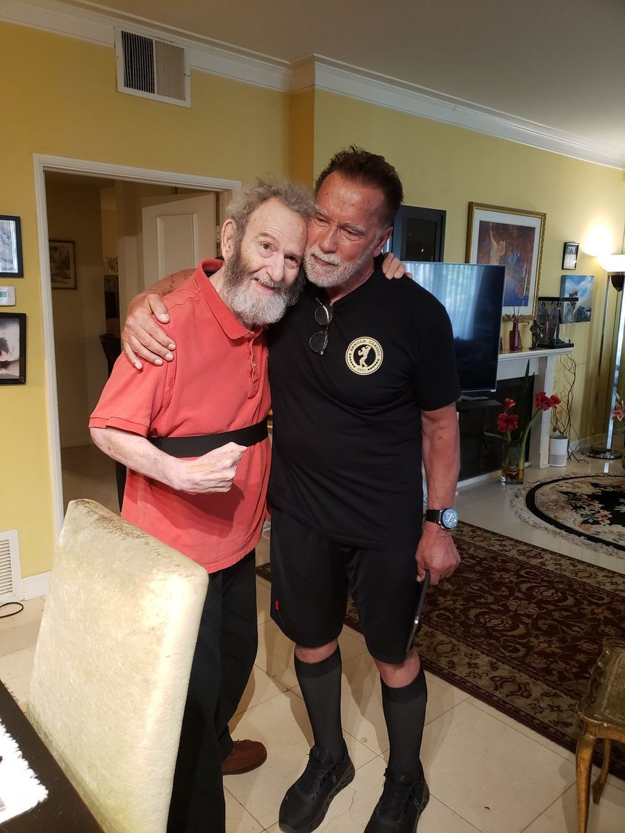 soulrideblog's tweet image. This is heartbreaking. I had no idea.
John Milius is one of my 3 favourite filmmakers and has always been a beast, a charger, a fighter, a bear of a man. I cannot believe what cancer has done to him. I can but I can't.
Classy Arnold visited him recently.