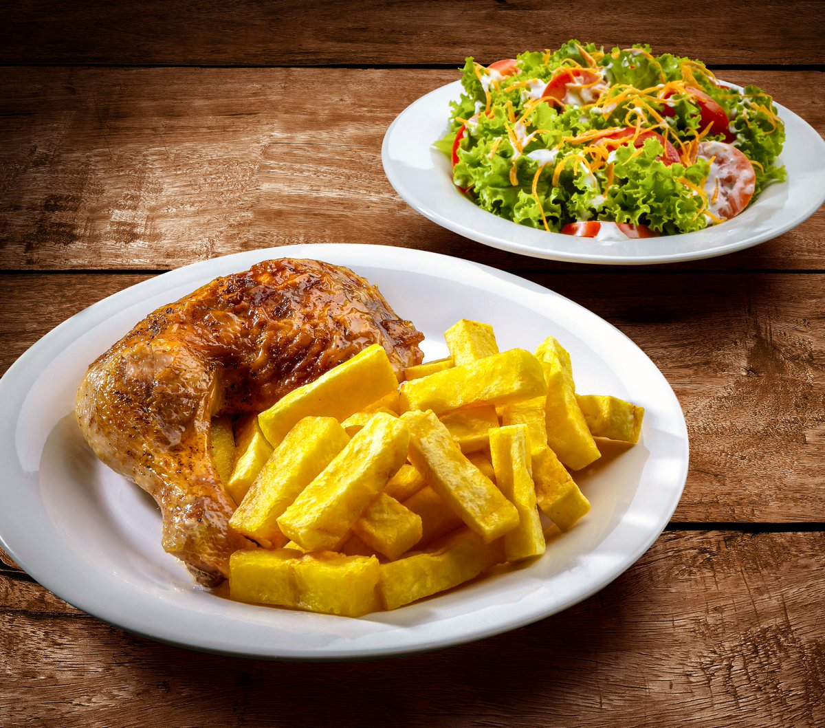 peru's tweet photo. Today is Pollo a la Brasa Day! 🍗🥔🇵🇪
It's time to honor the most consumed dish in Peru that gathers every weekend thousands of Peruvian families in our country.

#MarcaPerú #PolloALaBrasa https://t.co/ul22436kst
