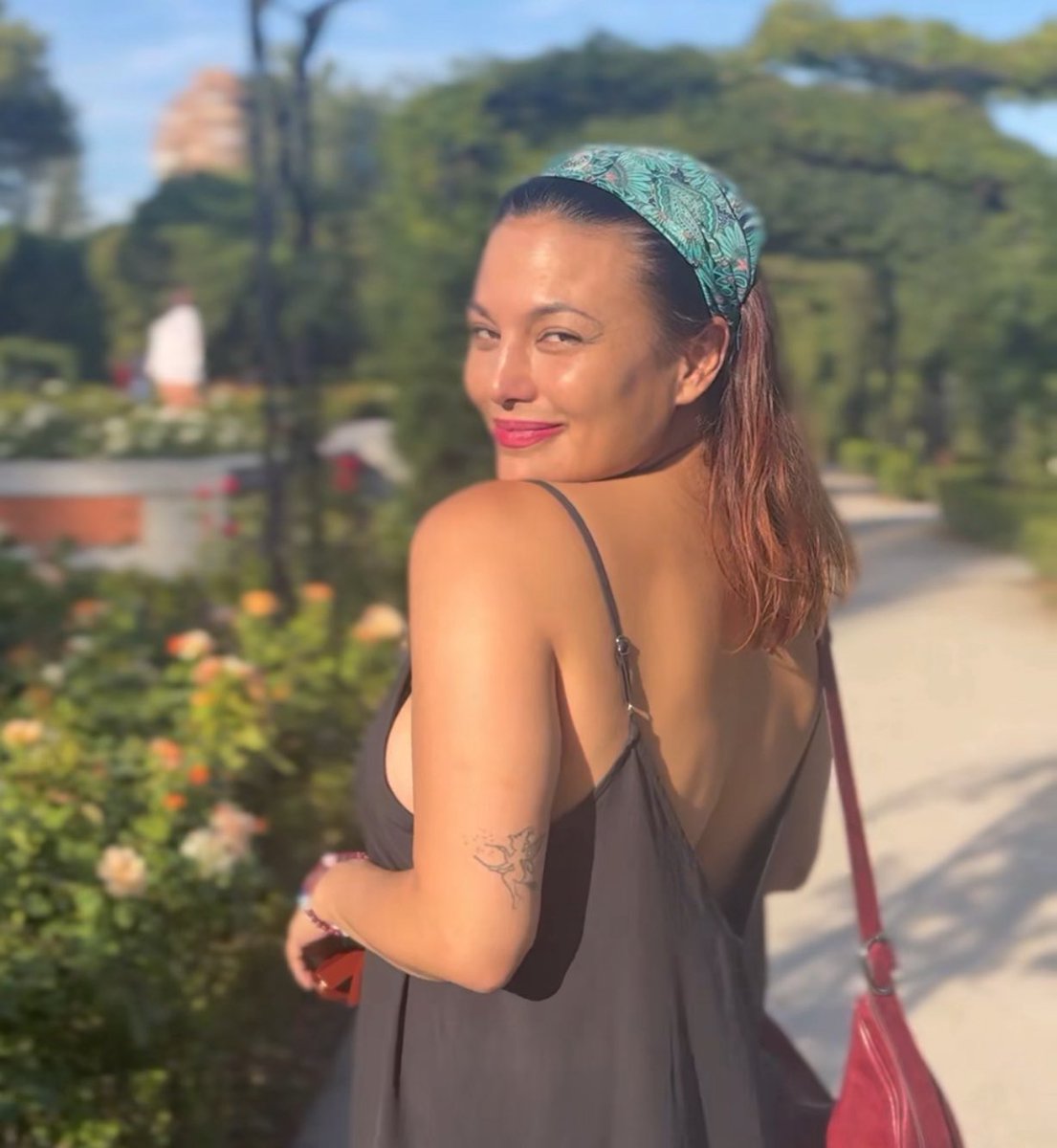 Elisa Mouliaá tweet media