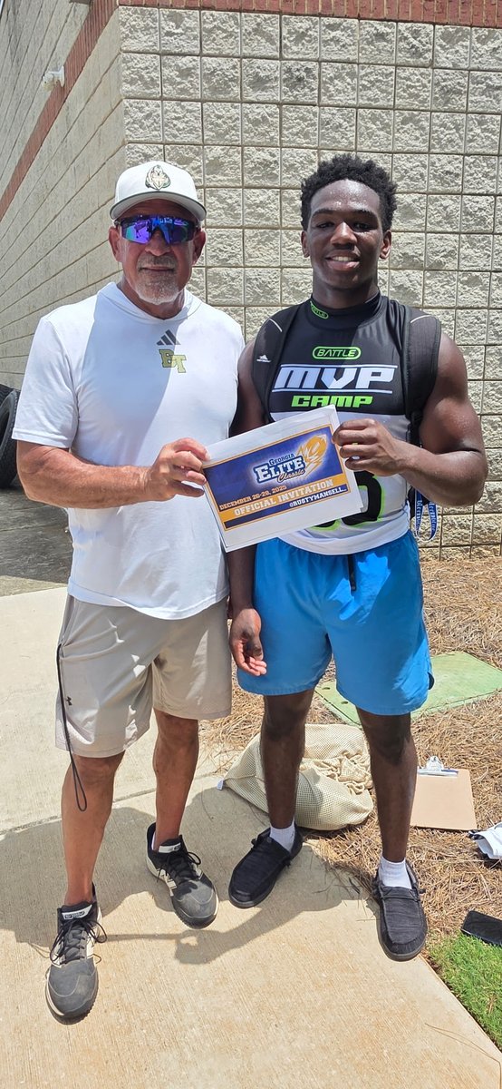 KadenSa07141409's tweet photo. Blessed to have had a great day at the @GAEliteClassic! Big thanks to @RustyMansell_ for believing in me. Canβt wait to show out on the big stage this December! π―π #GeorgiaEliteClassic #ChasingGreatness
#AGTG
#NCfootball
#Linebackerprospect https://t.co/vhSXzhD5r4