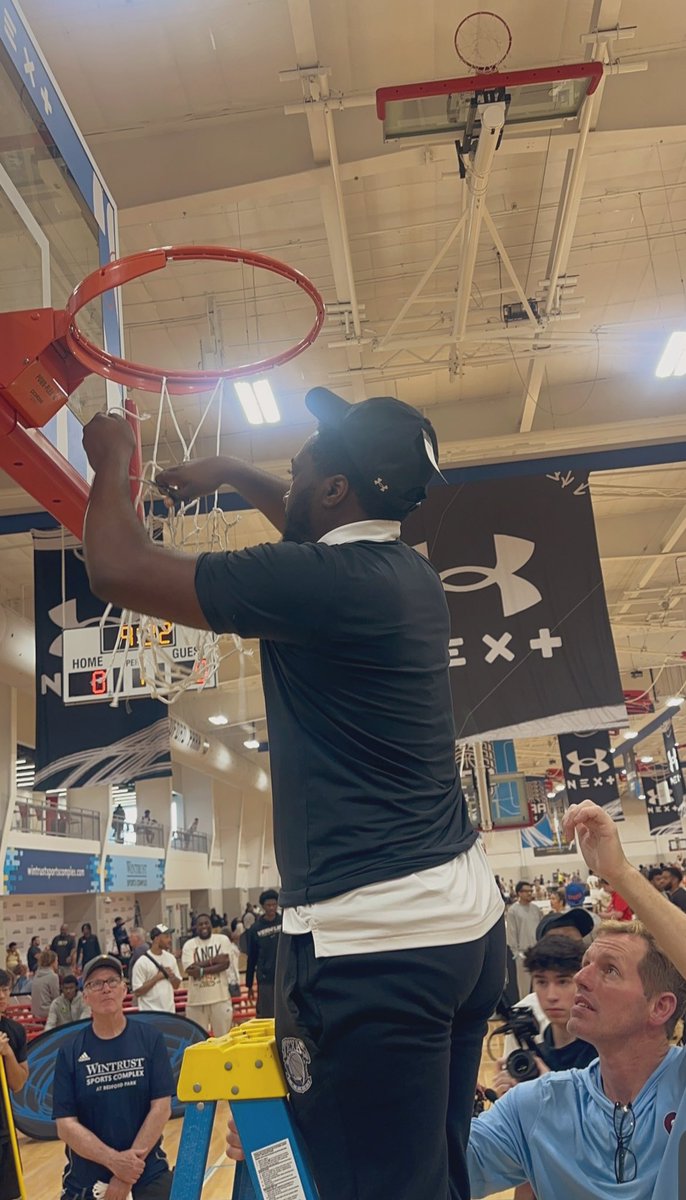 UAA CHAMPS 🔥so proud of these guy’s!!
#TIFAM💙 <a href="/Texasimpact413/">Texas Impact 4:13</a> <a href="/UANextBHoops/">Boys UAA</a>