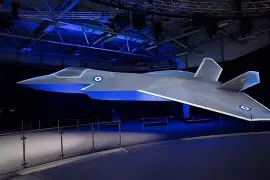 World_At_War_6's tweet image. "PUTIN SHOULD FEAR BRITAIN’S NEXT FIGHTER JET"
The British sixth-generation fighter jet Tempest is designed to evade air defenses and conduct strikes deep within Russia — all without requiring refueling and while carrying a full weapons payload.
The development of this aircraft…