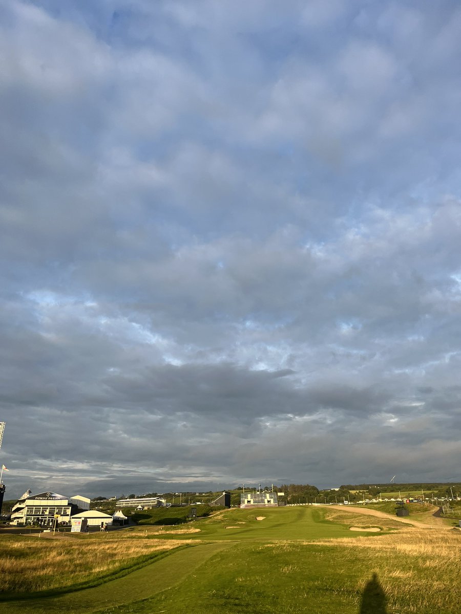 carlmarkham's tweet image. Obligatory photos leaving The Open at Portrush