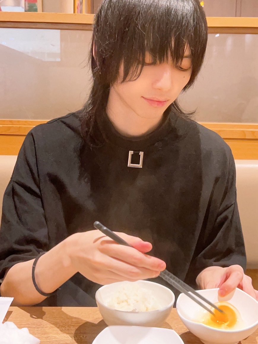 Noize_pq's tweet photo. 眠そうな顔がデフォ��トのぽれ
#小田急相模原 #ミックスバー
#ホスト #いいねで気になった人お迎え 
#同業者さんと繋がりたい #夜職さんと繋がりたい https://t.co/Op17Y0io5n