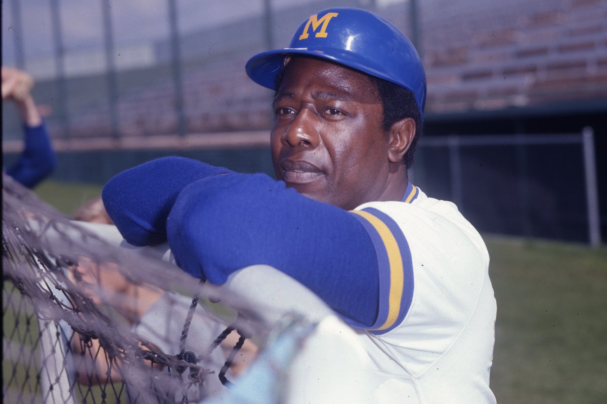 baseballhall's tweet image. When Hank Aaron hit his 755th home run on this date in 1976, it wasn’t simply the final home run of his career. It also solidified an unmatched major league record: 23 seasons with double-digit homers. ow.ly/AQVO50WskP9 (📸 Doug McWilliams)