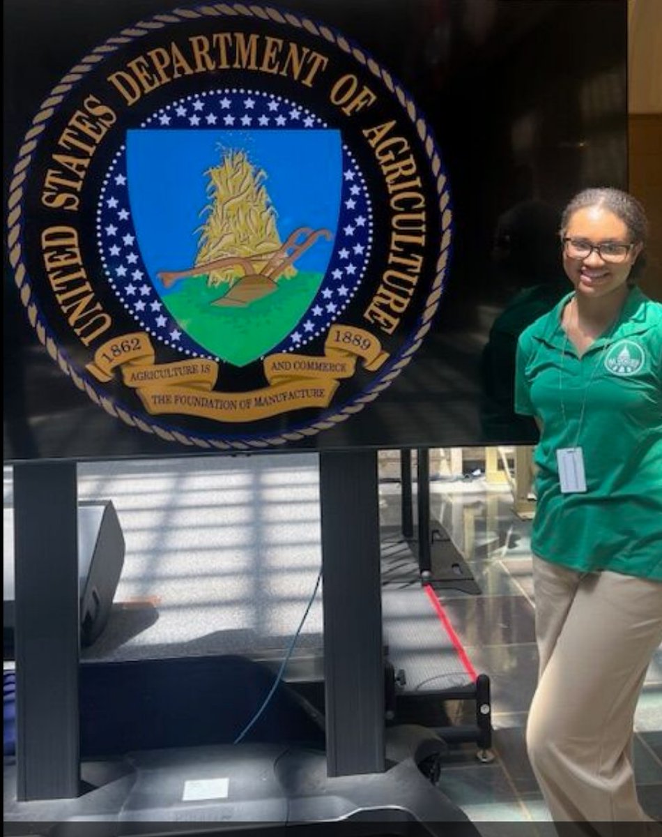 DSolisAgEcon's tweet image. Congratulations 🎉 To @FAMU_1887 #Agribusiness student Nadia Kreft for successfully completing the #FutureAgVoices program sponsored by the @ASA_Soybeans and @ValentUSA.