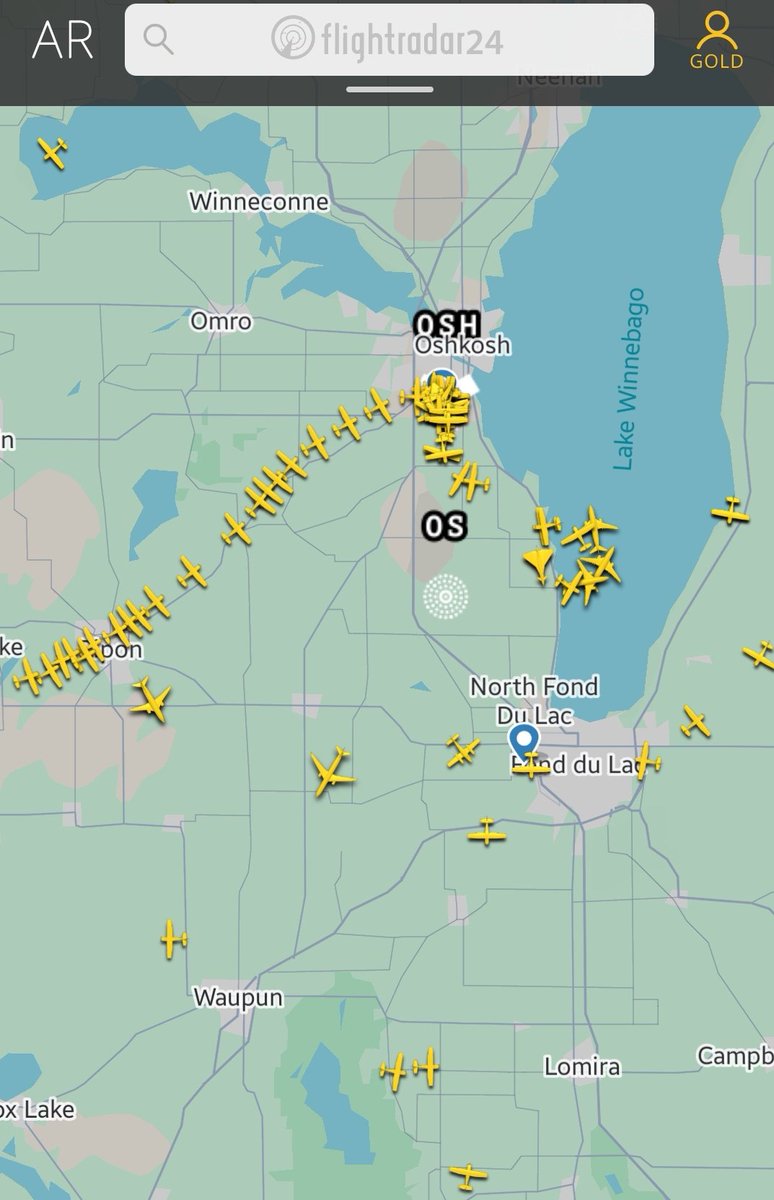 stenec's tweet image. There&apos;s lots of traffic flying into @EAA&apos;s Air Venture this afternoon!
#Oshkosh2025