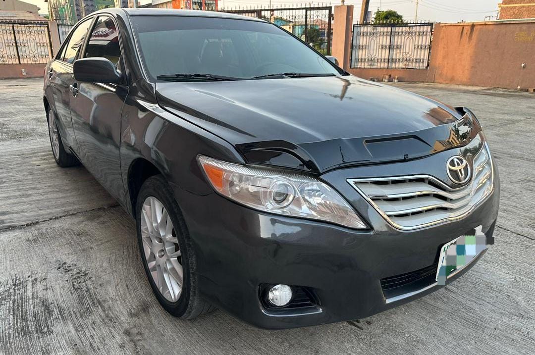 Harkeem47's tweet image. 🇳🇬 Neatly used Toyota Camry XLE
Year: 2010
📍Lagos
Price: ₦7M
WhatsApp only: +2348067132096
Nepo Cierra Rashford Oboz Napo Adekunle Usyk PeterObiat64