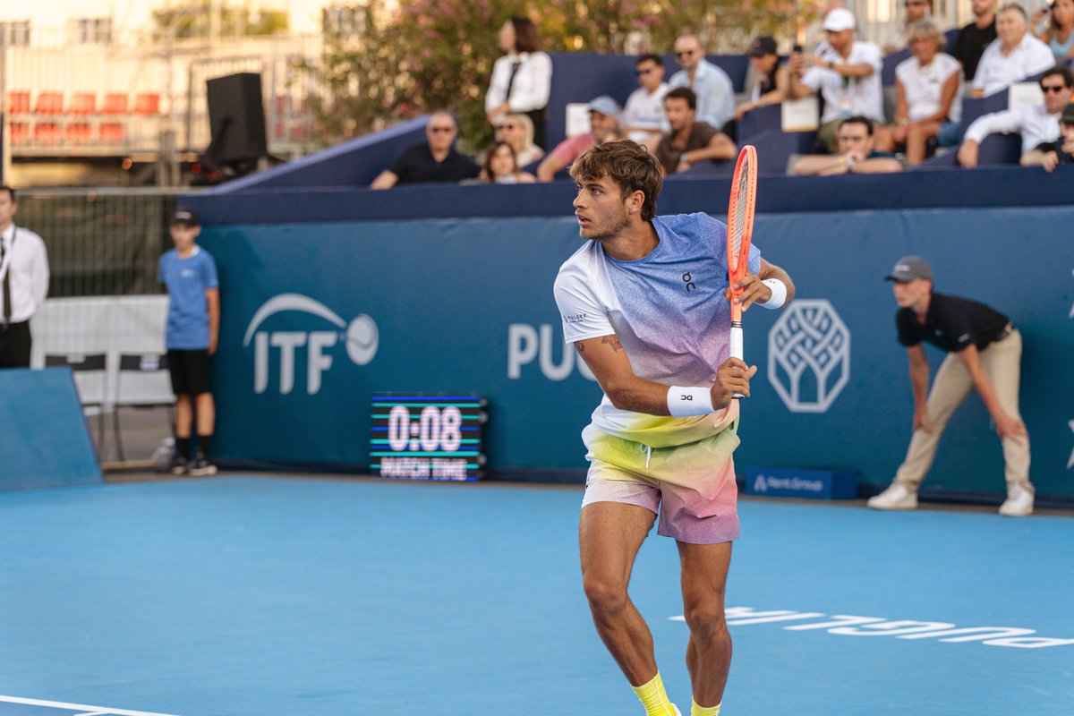 Flavio Cobolli keeps Italy alive! 🇮🇹💪 

He battles past Auger-Aliassime 6(7)-7, 7-5, 10-8 in a thriller to level the Hopman Cup final at 1-1 🎾🔥 

#HopmanCup #weareinpuglia