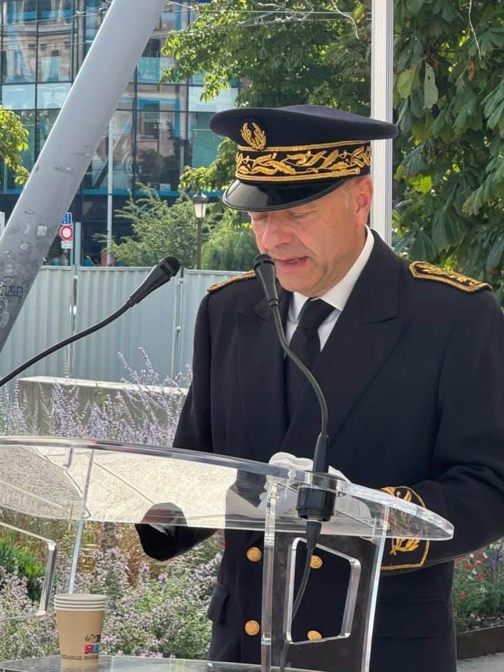 PJakubowicz's tweet photo. Cérémonie d’hommage aux victimes des crimes #racistes et #antisémites de l’État français, et aux #Justes de France, 30 ans après le discours historique de Jacques Chirac qui résonne encore en chacun de nous. 🇫🇷

Ne laissons mourir ni la mémoire des suppliciés, ni celle de ceux à qui leur conscience a dicté d’être autant de sources de lumière dans l’obscurité de la faillite morale de l’Etat français.