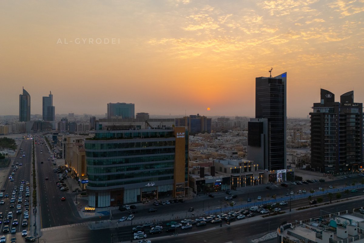 ahg_ph's tweet photo. لحظة غروب الشمس في #الخبر من اللحظات الساحرة https://t.co/WjnS66neHz