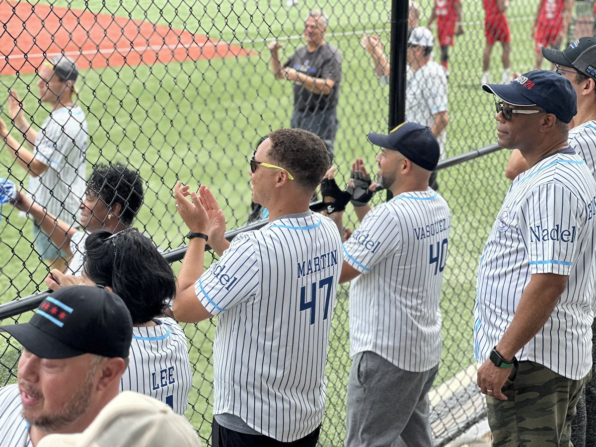 Andrefor40th's tweet image. Many thanks to Silvana Tabares for organizing the Charity Softball Game at Kerry Wood Cubs field! Alders Vs. CPD Knights! Congrats to the Knights on this one.