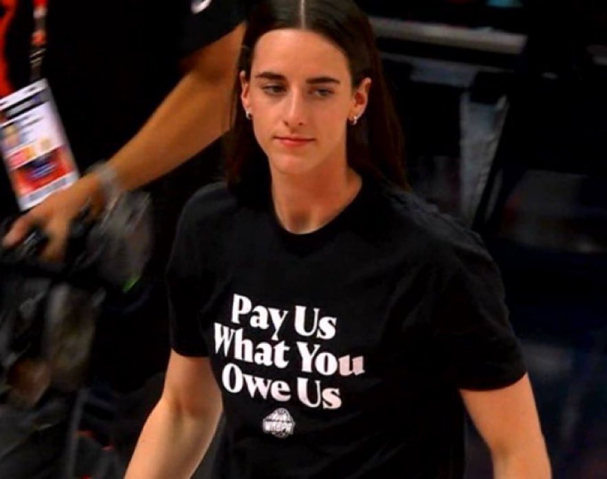 HarrisonSanford's tweet image. As @ariivory pointed out on @ESPNRadio last night, the WNBA players only get 9% of league revenue.
FWIW, the players get 50% in NBA
Between the talent level and growing visibility, that stat doesn’t sit right with me
Go get that paper, ladies