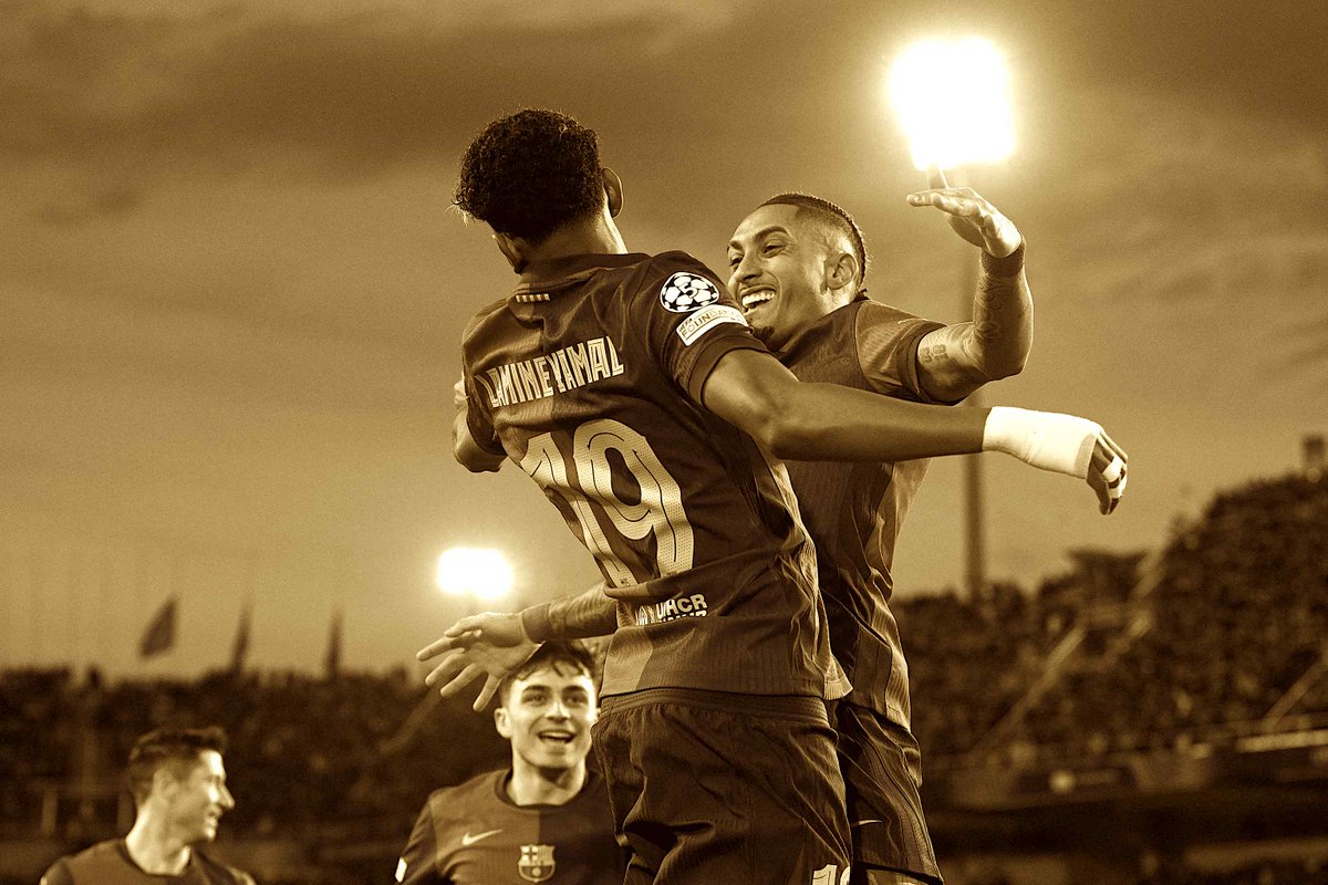 I acabem les notes de la gloriosa 24-25 amb la davantera: un miracle de dos tios i mig. 

(I no, en la cosa Rashford no ens trobarem)

lacavernaazulgrana.com/2025/07/les-no…