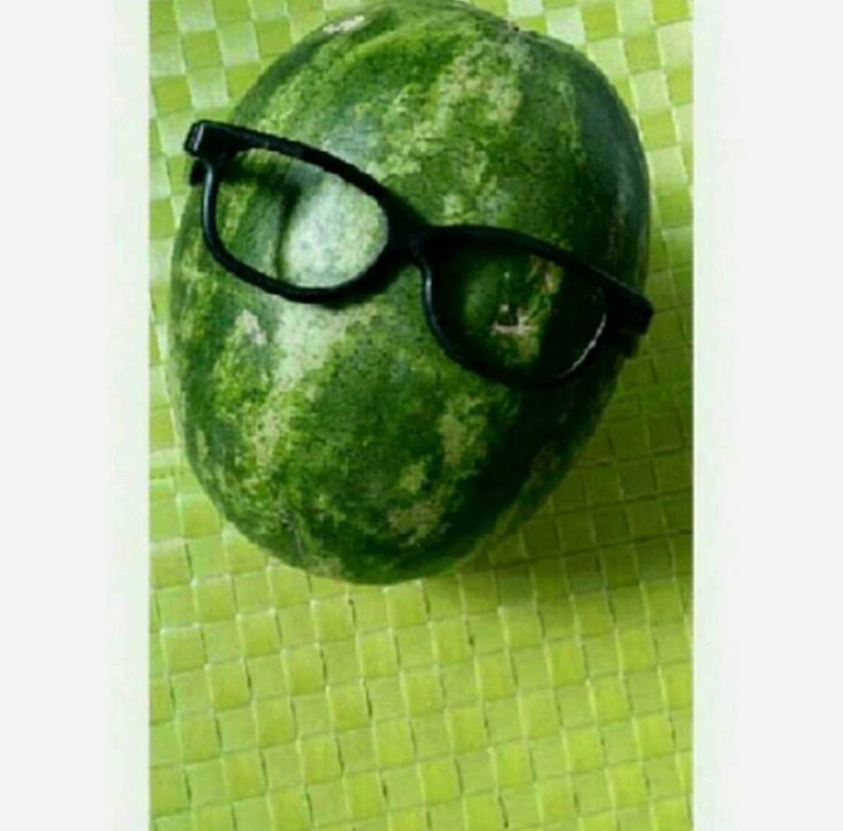 FamousInMyPhone's tweet image. Post
For those who Monday, I wish you a great one.
~~~~~~~~~~
Hello!