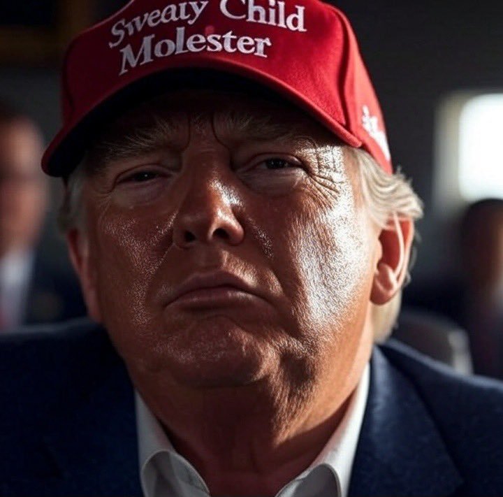 LegareAlexandr1's tweet image. Pourquoi le gros pédophile orange qui sert de président ne met pas l'âge de consentement à 9 ans comme en Irak? Ça réglerait bien des problèmes.