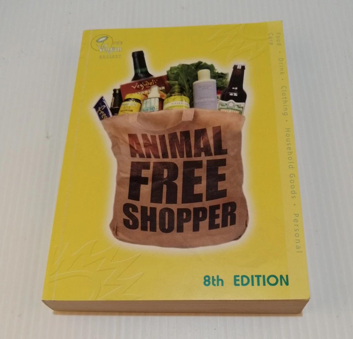FatGayVegan's tweet image. How did we cope as vegan shoppers 25 years ago? Read more on my blog: tinyurl.com/4zynz6xz