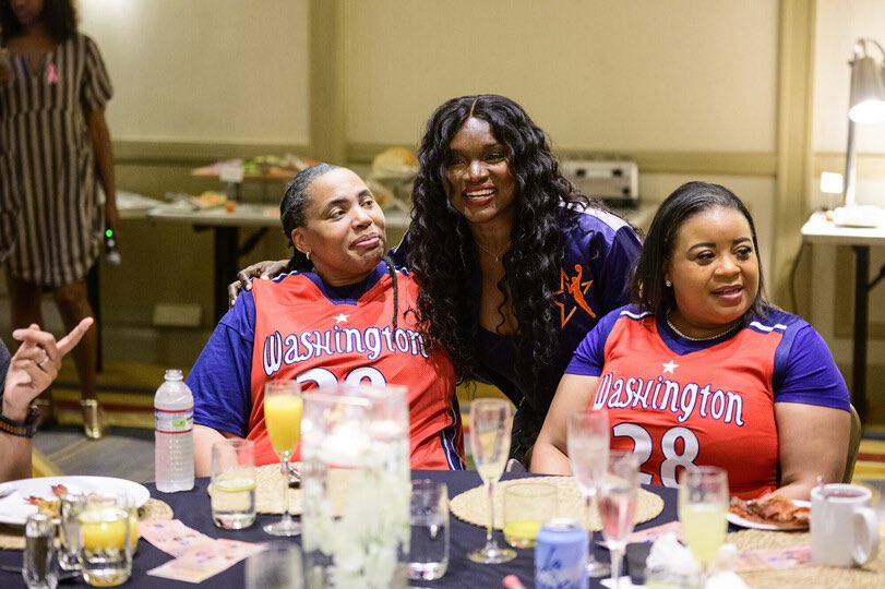NBAalumni's tweet image. In the midst of all the #WNBAAllStar weekend excitement in Indy, the NBRPA once again proudly hosted the 2025 WNBA All-Star Legends Brunch, presented by Morgan Stanley, to honor the trailblazers of the league and hold space for crucial discussions around women’s health 🧡