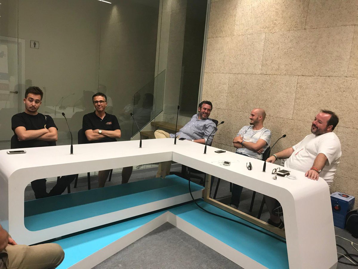 COFRADEMANIA (@cofrademania) on Twitter photo La peor de las noticias. La que nunca queremos dar. Esta tarde se nos ha ido un magnífico profesional y mejor amigo. Juan Ignacio López. Compañero en Radio Jerez. Estuvo con nosotros en nuestros comienzos. Descansa en Paz, amigo! <a href="/masjerez/">masjerez</a> <a href="/MigueMoreno79/">Miguel Ángel Moreno Perez</a> <a href="/miguelperea1/">miguelperea</a> La peor de las noticias. La que nunca queremos dar. Esta tarde se nos ha ido un magnífico profesional y mejor amigo. Juan Ignacio López. Compañero en Radio Jerez. Estuvo con nosotros en nuestros comienzos. Descansa en Paz, amigo! <a href="/masjerez/">masjerez</a> <a href="/MigueMoreno79/">Miguel Ángel Moreno Perez</a> <a href="/miguelperea1/">miguelperea</a>