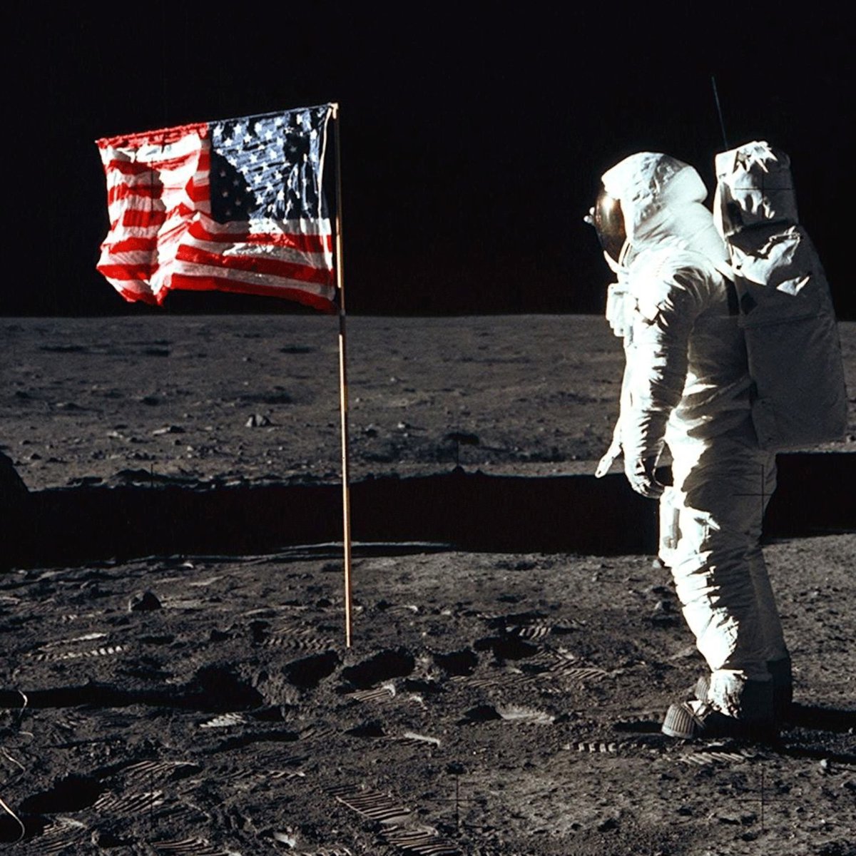 MIT_CSAIL's tweet image. 56 years ago today, humans walked on the moon for the first time.
Original @TIME report of the monumental event, from 1969: bit.ly/3UbKiTP