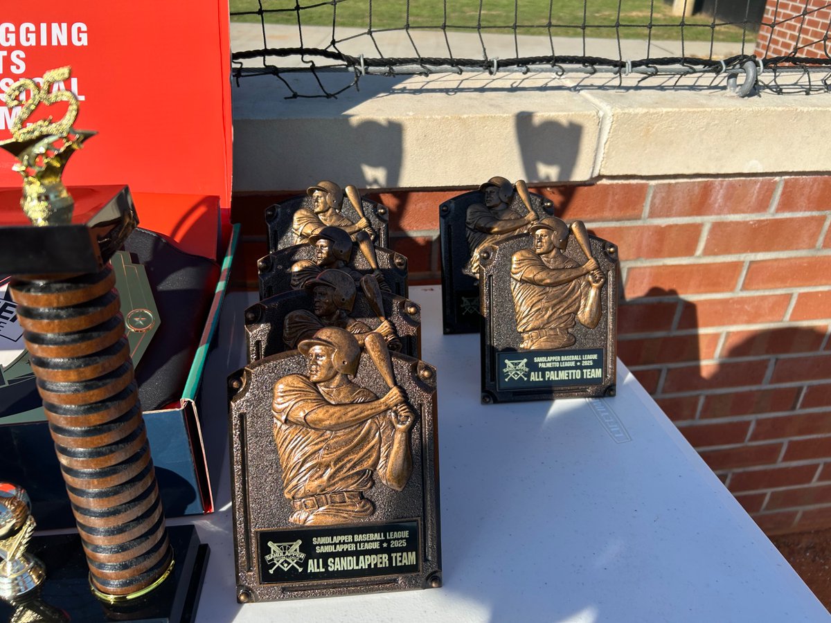 Sandlapbaseball's tweet image. A huge THANK YOU to American Trophy Company for providing the amazing trophies for our league! Your support means a lot to our players, and your craftsmanship made each award feel truly special. We appreciate your dedication to recognizing excellence on and off the field! 🙌⚾…