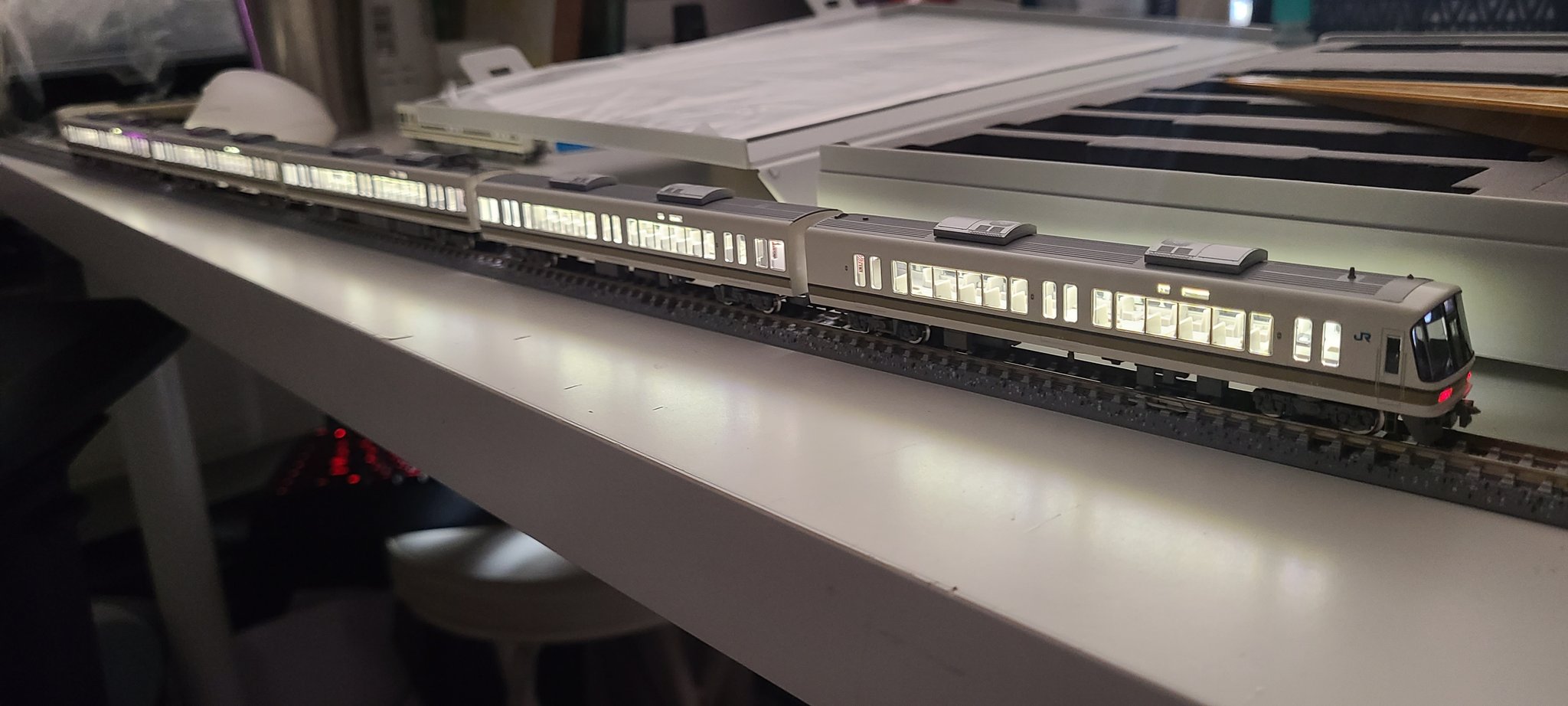 【1万円均一セール】　Tomix DC6輌セット　メーカー純正室内灯装備 しんしゃー on X: 
