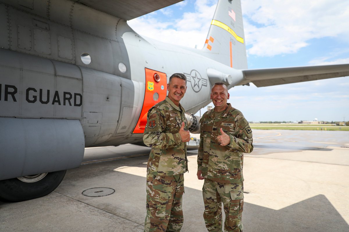 ChiefNGB's tweet image. Big thanks to the Wyoming National Guard for hosting us. I was blown away by their warrior ethos & esprit de corps—fighting fires from the air, aiding with back-country search and rescues & contributing to Joint Force operations around the globe to defend our Homeland. These…
