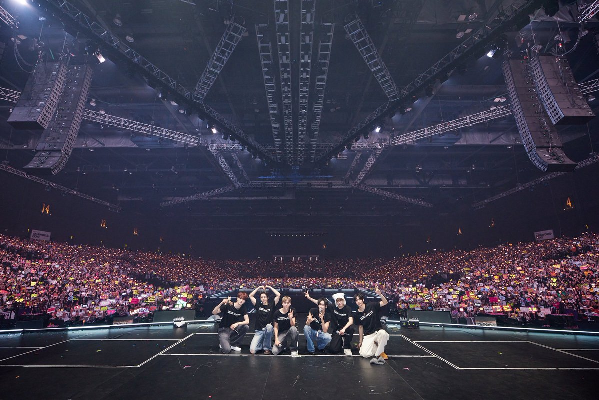 RIIZE_official's tweet image. 2025 RIIZE CONCERT TOUR [RIIZING LOUD] IN #HONGKONG DAY 2🧡

#RIIZE #라이즈
#RISEandREALIZE
#RIIZE_CONCERT 
#RIIZINGLOUD